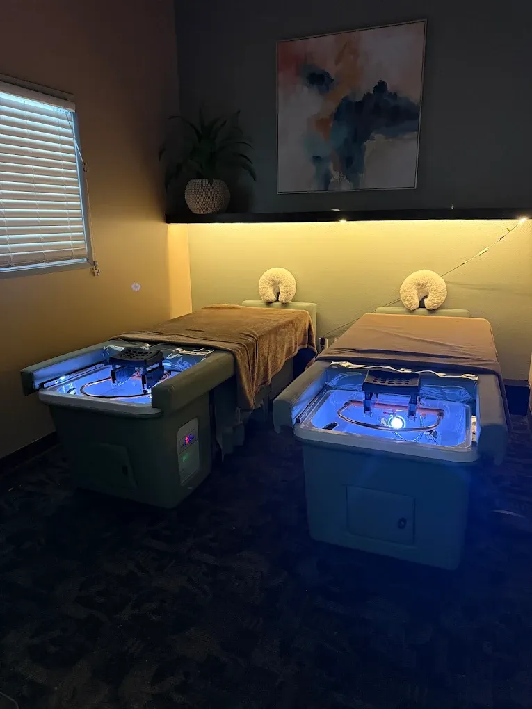 The private couples room with two tables at Soul Massage Head Spa Everett, the massage alternative to side-by-side head spa stations